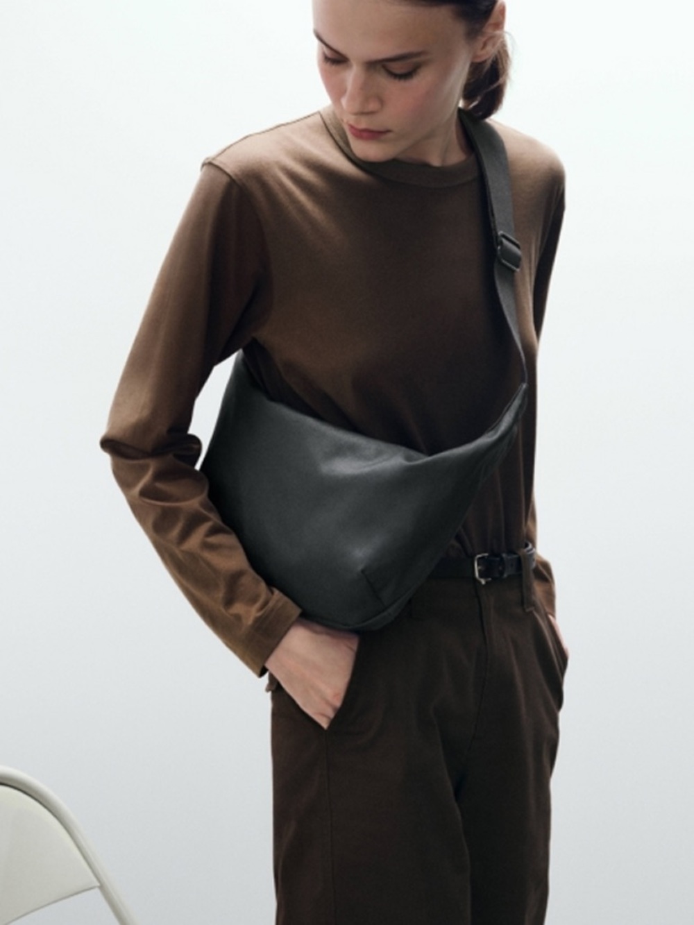 Uniqlo U Coated Cotton Shoulder Bag DARK BROWN Lemaire Uniqlo Crossbody bag